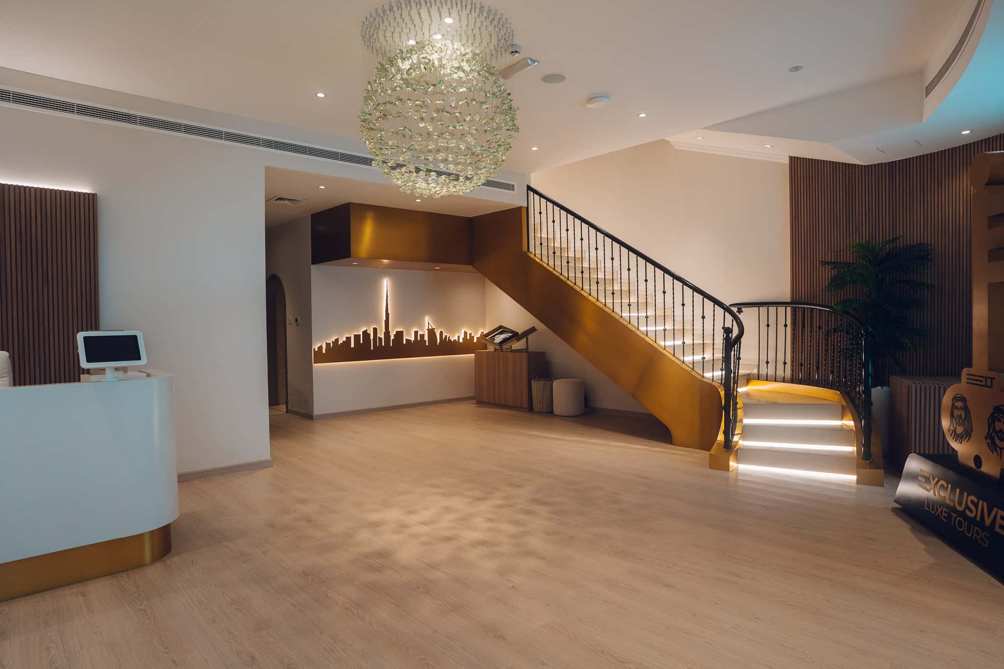Luxury Two-Story Villa with Private Theater & Presentation Stage in Al Quoz - Villa in Dubai