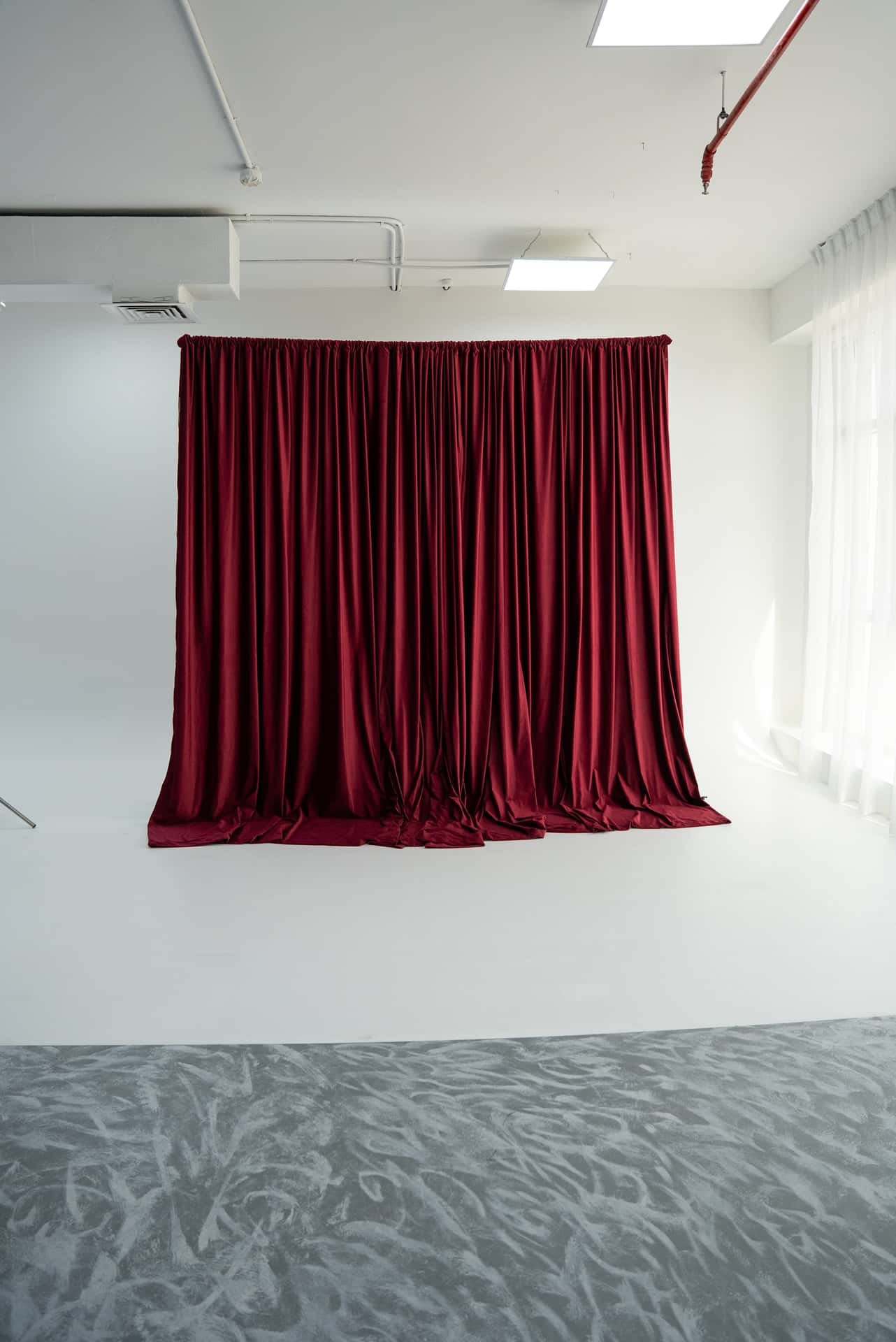 13x4M Cyclorama Perfect for Photo and Video shoot - Photography Space in Dubai