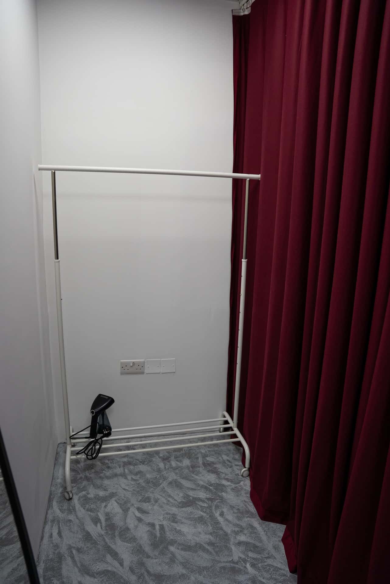13x4M Cyclorama Perfect for Photo and Video shoot - Photography Space in Dubai