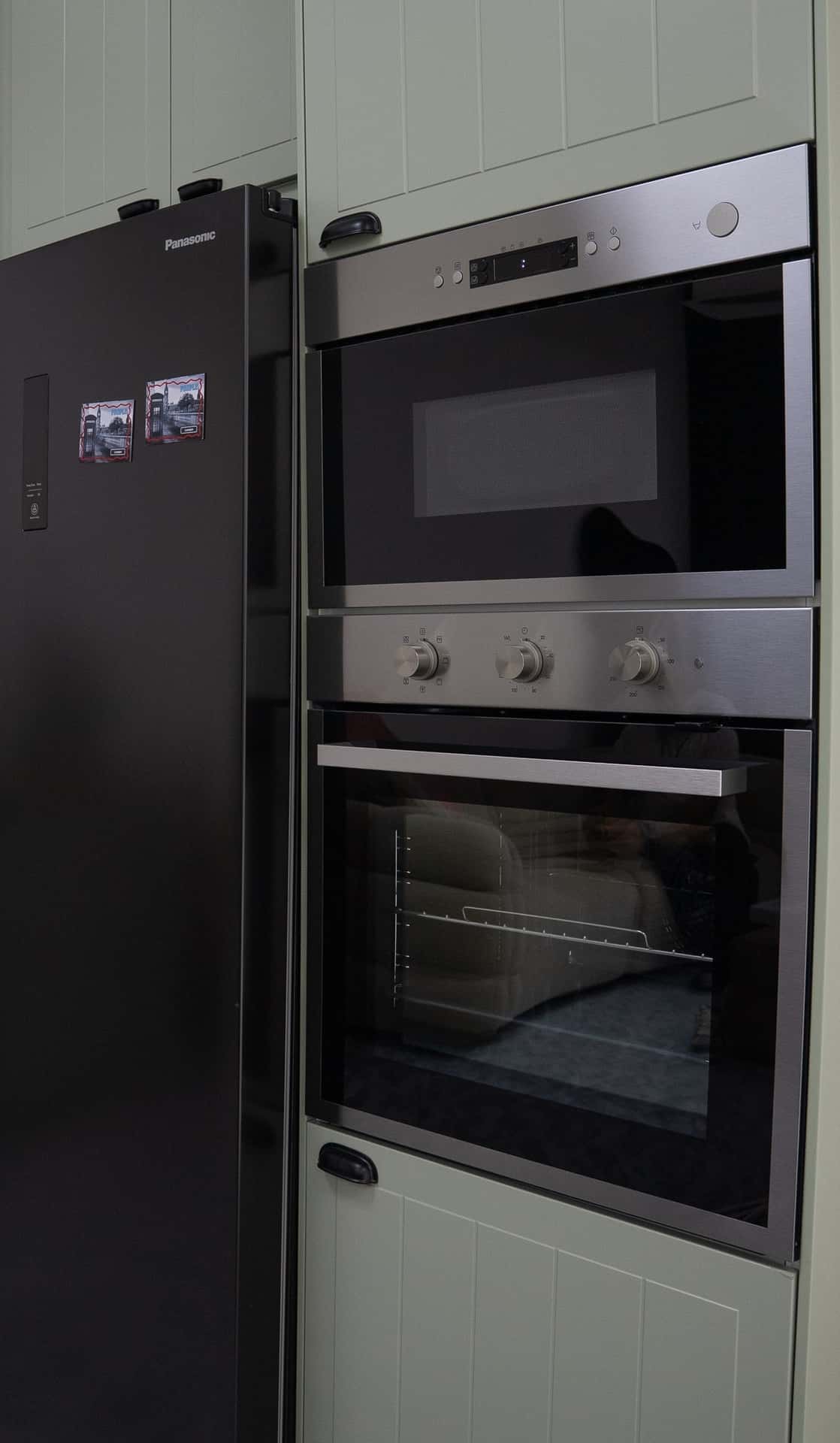 Ready-to-Shoot Kitchen Studio for Food Photography & Videography in Dubai - Commercial Kitchen in Dubai